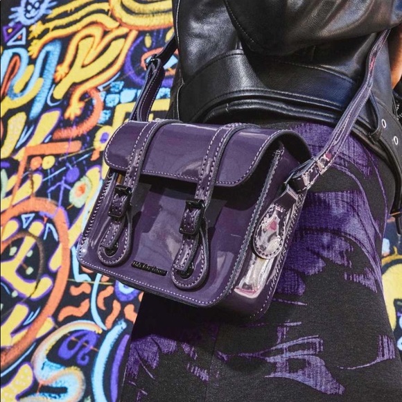 Dr. Martens Handbags - DR. MARTENS PATENT LEATHER CROSSBODY BAG
BLACKCURRANT